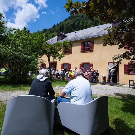 Gite Auberge Les Cascades Ла Монги Екстериор снимка