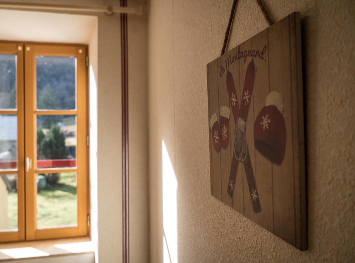 Gite Auberge Les Cascades Ла Монги Екстериор снимка