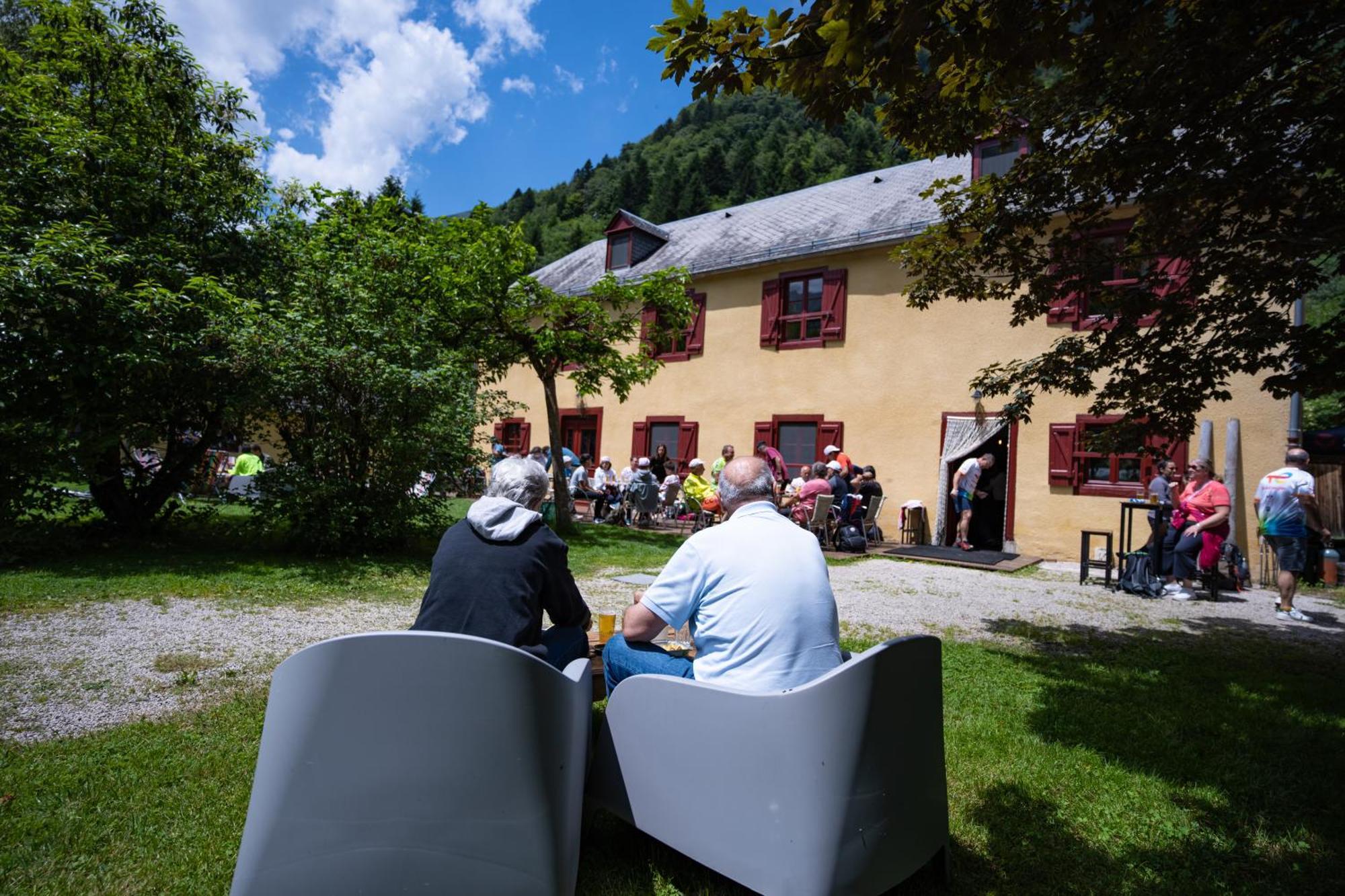 Gite Auberge Les Cascades Ла Монги Екстериор снимка