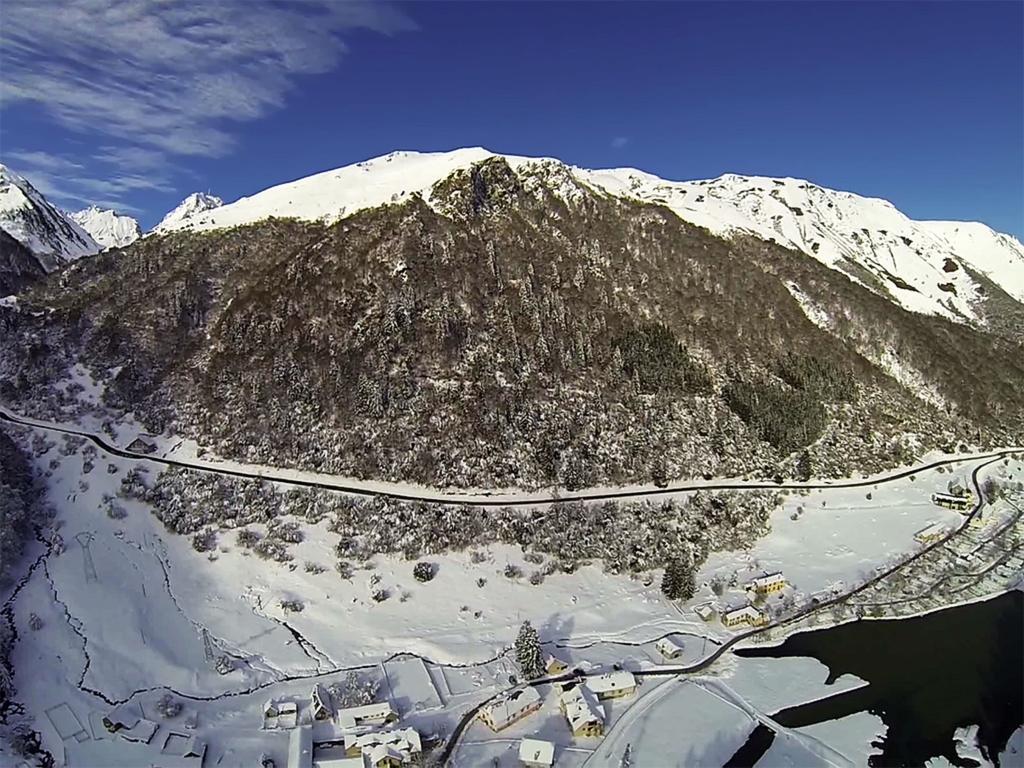 Gite Auberge Les Cascades Ла Монги Екстериор снимка