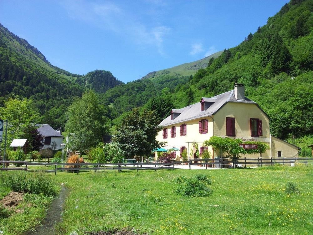 Gite Auberge Les Cascades Ла Монги Екстериор снимка